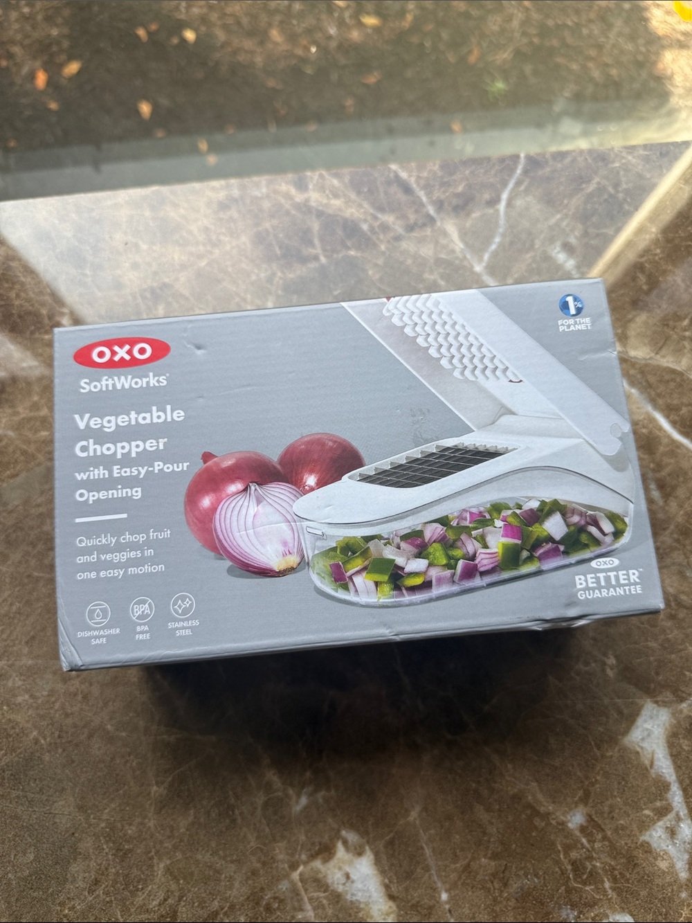 Oxo SoftWorks White and Red Vegetable Chopper